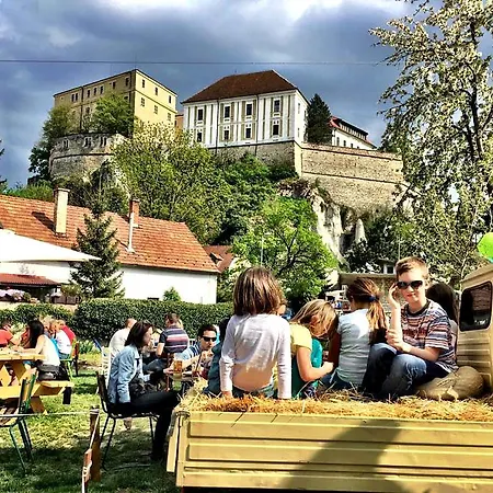 Patak-parti Varpanorama Apartament Veszprém